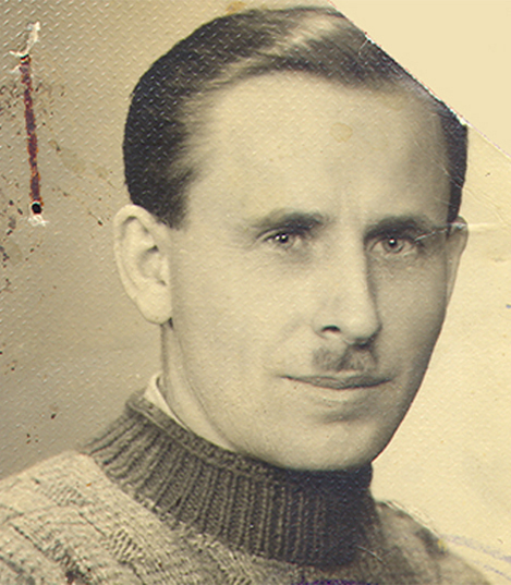 apus1935